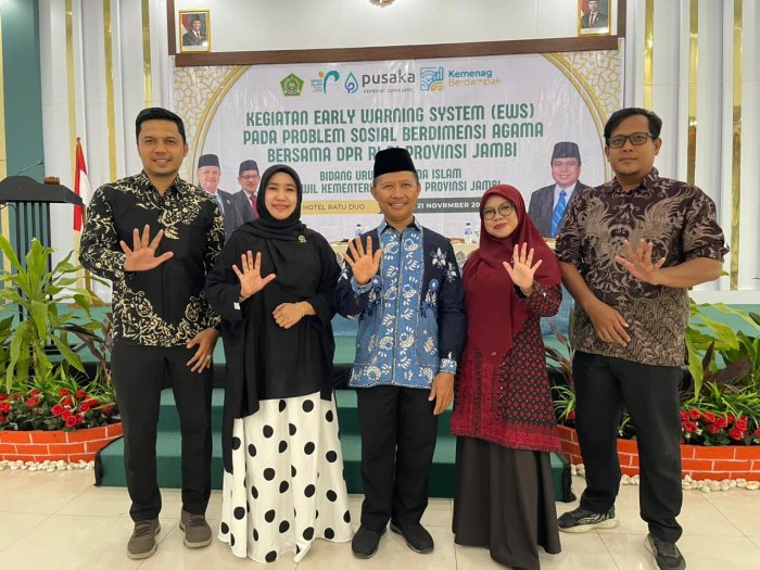Wakil Kepala Bidang Kesiswaan dan Guru Ikuti Kegiatan Early Warning System Wakil Kepala Bidang Kesiswaan dan Guru Ikuti Kegiatan Early Warning System