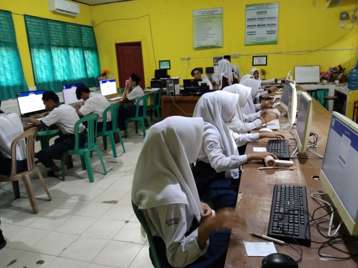 Server Bermasalah di Hari Pertama TKA Susulan