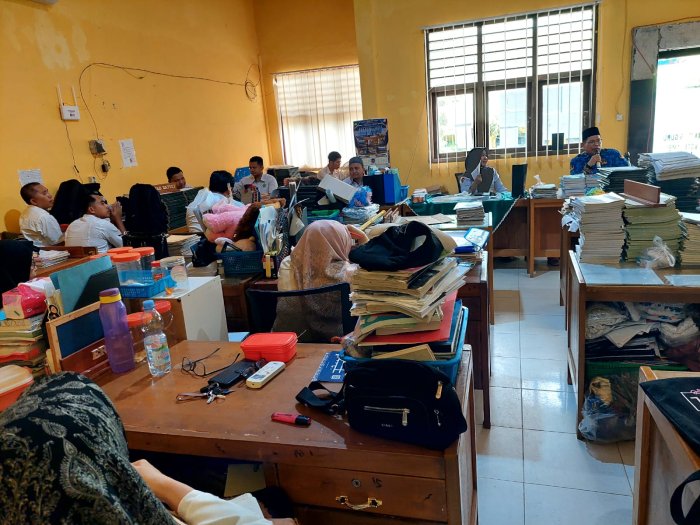 Rapat Pembinaan Guru dan Sosialisasi Zona Integritas MTsN 5 Kota Jambi Rapat Pembinaan Guru dan Sosialisasi Zona Integritas MTsN 5 Kota Jambi