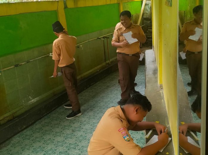 MTsN 5 Kota Jambi Gelar Kegiatan Ko Kurikuler Bertema Cinta Lingkungan Cerminan Akhlak Mulia MTsN 5 Kota Jambi Gelar Kegiatan Ko Kurikuler Bertema Cinta Lingkungan Cerminan Akhlak Mulia