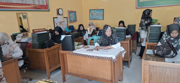 PINTAR Kemenag Dorong Peningkatan Kompetensi Guru MTsN 5 Jambi