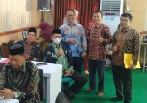 Kepala MTsN 5 Kota Jambi, Kepala Tata Usaha beserta Operator Ikuti Kegiatan Pendampingan Zona Integritas