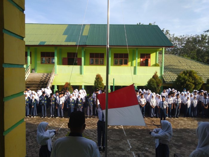 Kepala TSN 5 Kota Jambi Sampaikan Pesan untuk Siswa Kelas 9