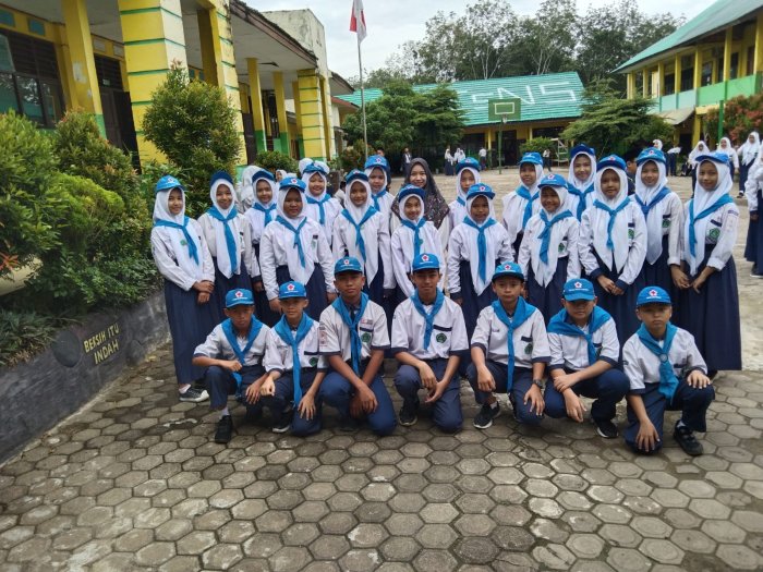 Persiapan Kemah PMR MTsN 5 Jambi Perkuat Solidaritas dan Keterampilan Persiapan Kemah PMR MTsN 5 Jambi Perkuat Solidaritas dan Keterampilan