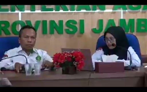 Pengelola Website MTsN 5 Jambi Ikuti Webinar Humas