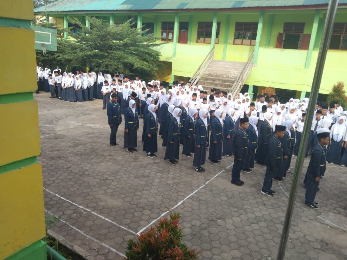 DiPimpin ibu Faizarni Gladi persiapan Pelantikan OSIM MTsN 5 Kota Jambi berlangsung Lancar