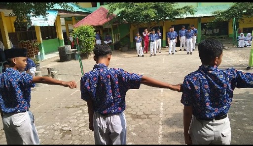 Menuju 17 Agustus 2026, Pembina OSIM MTsN 5 Kota Jambi Gelar Seleksi Calon Anggota Paskibraka Madrasah Menuju 17 Agustus 2026, Pembina OSIM MTsN 5 Kota Jambi Gelar Seleksi Calon Anggota Paskibraka Madrasah