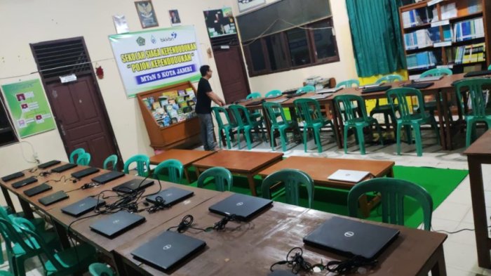 Ruang Ujian Rampung,Panitia PMBM MTsN 5 Kota Jambi siap Sambut Calon Siswa Baru Ruang Ujian Rampung,Panitia PMBM MTsN 5 Kota Jambi siap Sambut Calon Siswa Baru