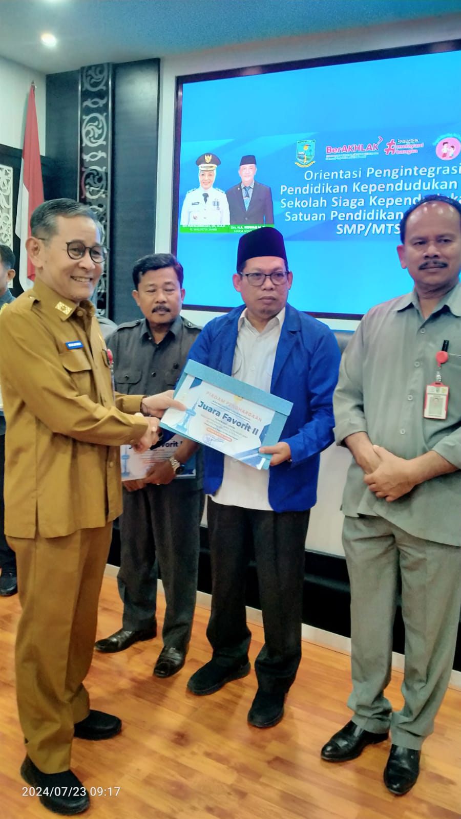 MTsN 5 KOTA JAMBI RAIH JUARA FAVORITE PADA AJANG LOMBA Sekolah Siaga Kependudukan (SSK) TINGKAT KOTA JAMBI