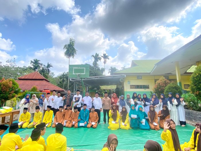 *KEGIATAN KEAGAMAAN PERDANA DIISI OLEH OSIM MTsN 5 KOTA JAMBI* *KEGIATAN KEAGAMAAN PERDANA DIISI OLEH OSIM MTsN 5 KOTA JAMBI*