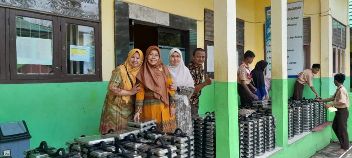Dua Bulan Program Makan Bergizi Gratis di MTsN 5 Jambi Dua Bulan Program Makan Bergizi Gratis di MTsN 5 Jambi