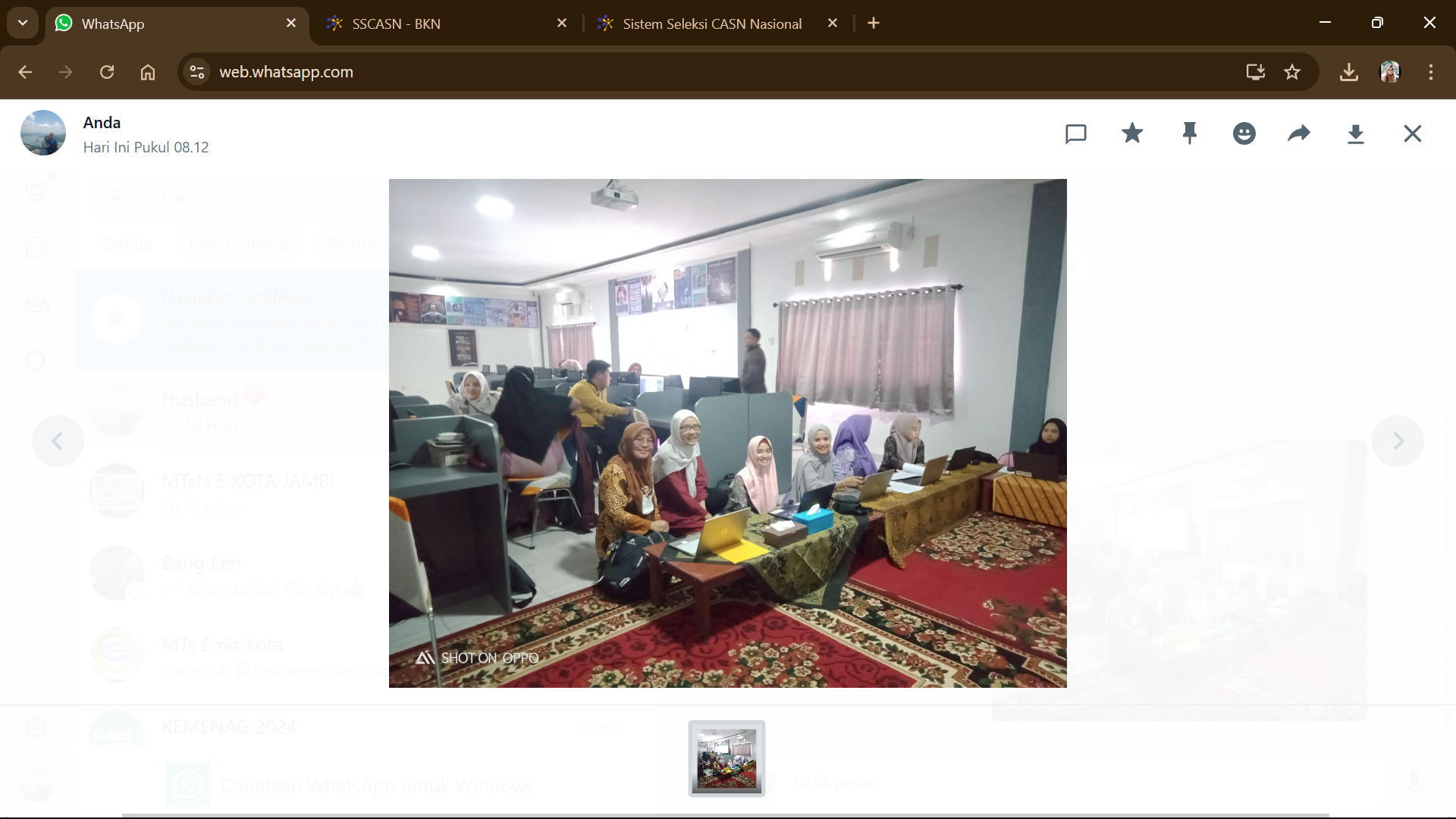 KEPALA MADRASAH BESERTA OPERATOR EMIS DAN SIMPATIKA MTsN 5 KOTA JAMBI IKUTI PELATIHAN PERALIHAN APLIKASI SIMPATIKA TERINTEGRASI KE EMIS 4.0