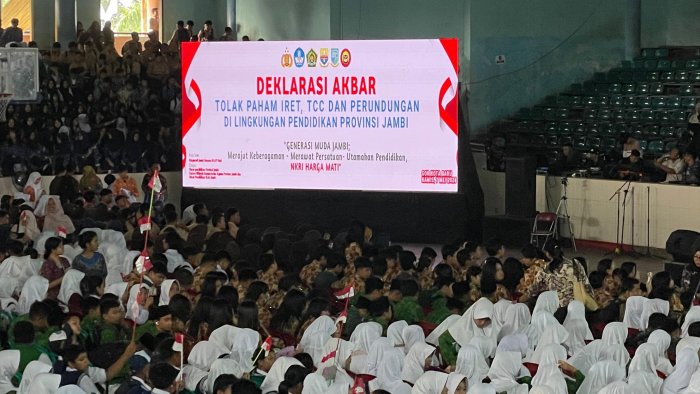 Siswa MTsN 5 Kota Jambi ikuti Kegiatan Deklarasikan Penolakan IRET TCC  dan Bullying