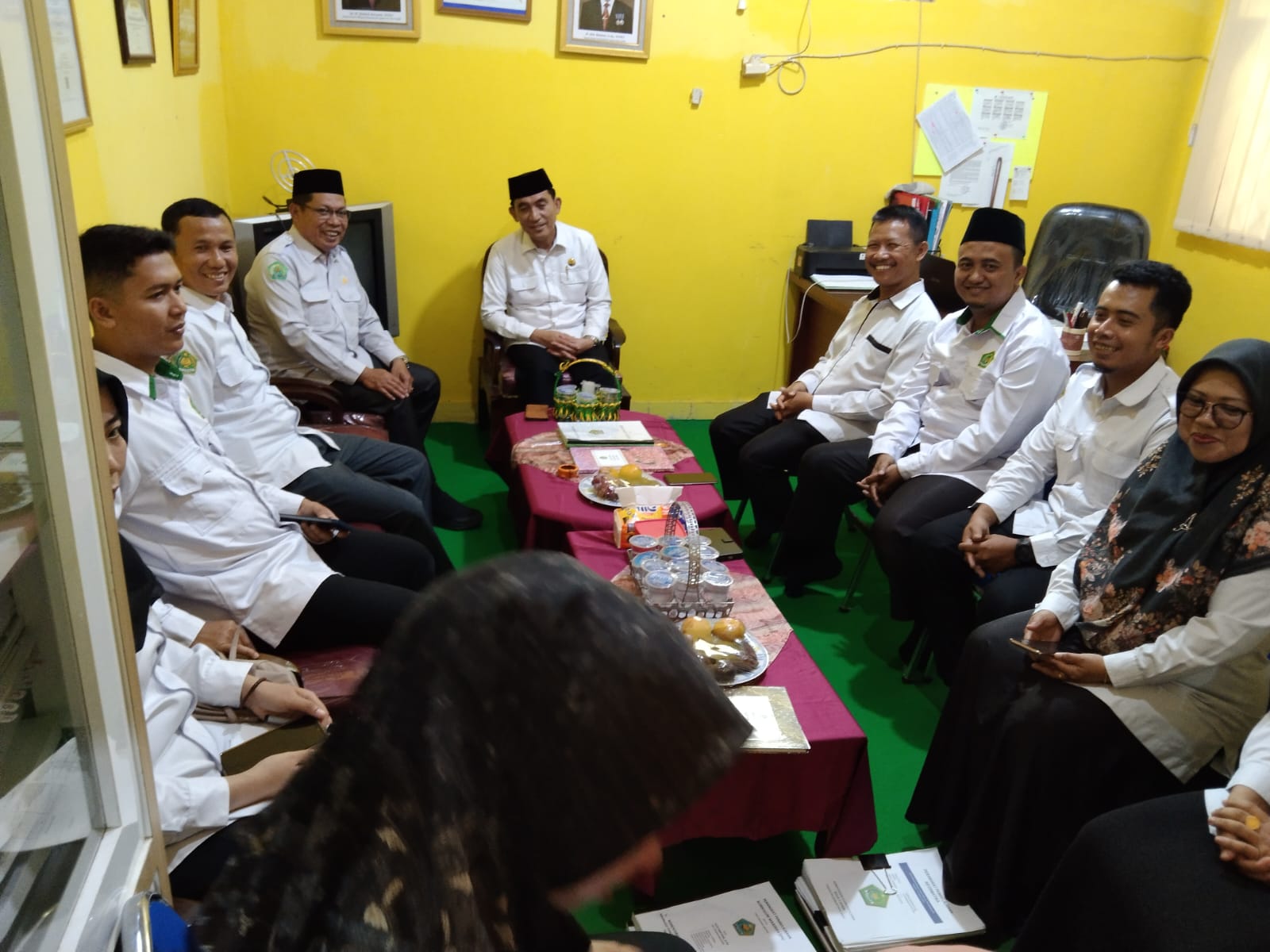 KUNJUNGAN KEPALA KANTOR KEMENTERIAN AGAMA KOTA JAMBI BESERTA TIM : SIAPKAN DENGAN MATANG