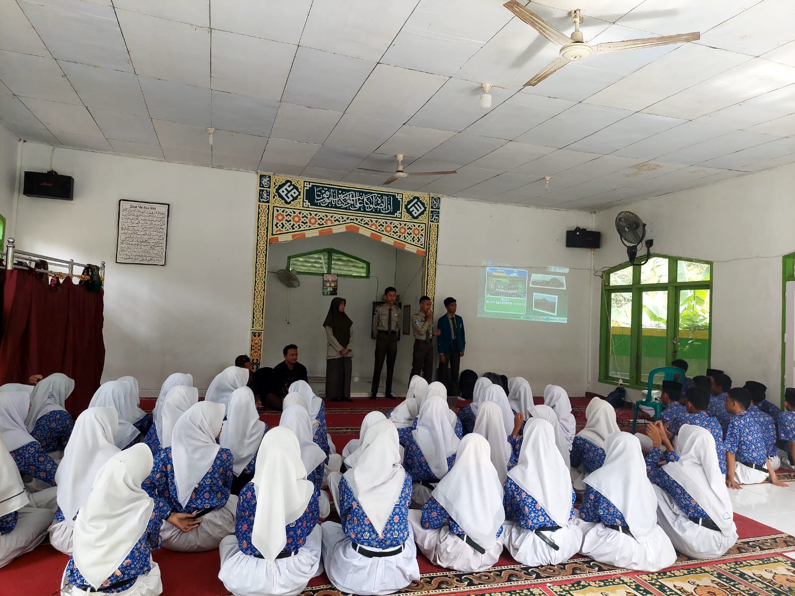 SOSIALISASI MAN INSAN CENDEKIA JAMBI TAHUN 2025 SOSIALISASI MAN INSAN CENDEKIA JAMBI TAHUN 2025