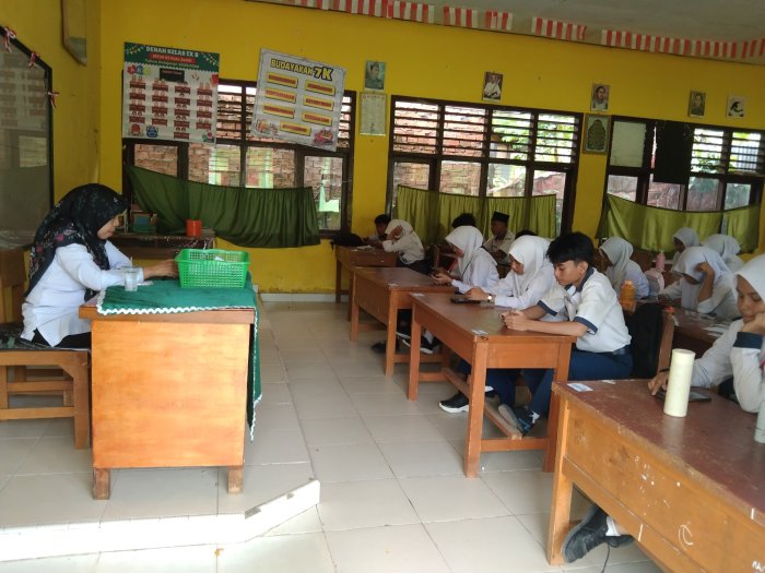 Ujian Madrasah Hari Kedua Berjalan Lancar dan Sukses Ujian Madrasah Hari Kedua Berjalan Lancar dan Sukses