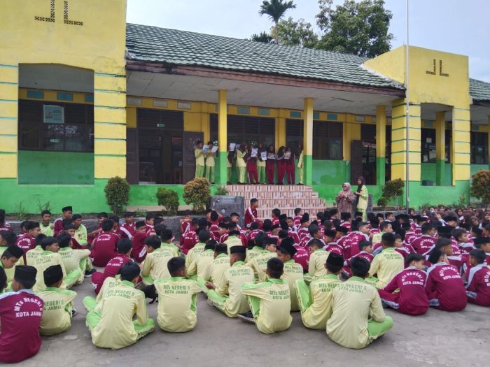 Kampanye dan Debat Terbuka Calon Ketua dan Wakil Ketua OSIM MTsN 5 Kota Jambi periode 2025/2026