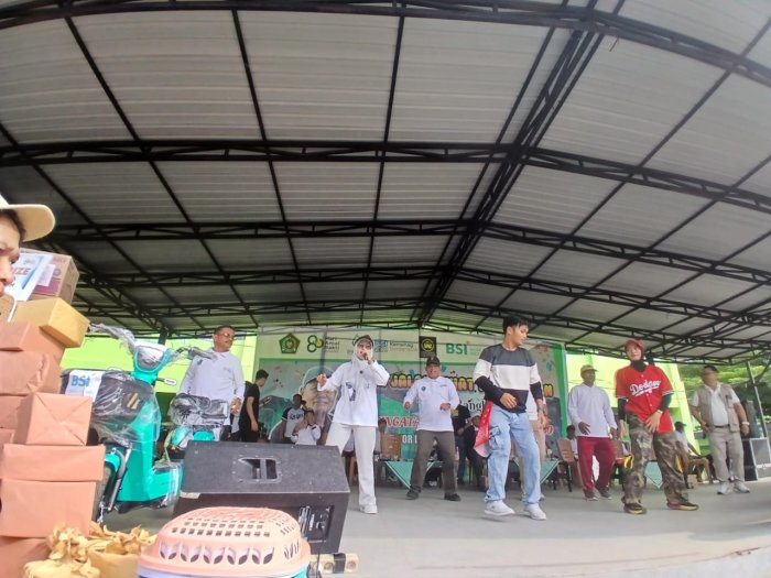 MTsN 5 Kota Jambi ikuti Gerak Jalan Santai Kerukunan  HAB ke 80 Kementerian Agama Kota Jambi