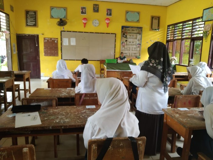 Pelaksanaan Asesmen Sumatif Akhir Semester Tahun Pelajaran 2025/2026 Dimulai di MTsN 5 Jambi
